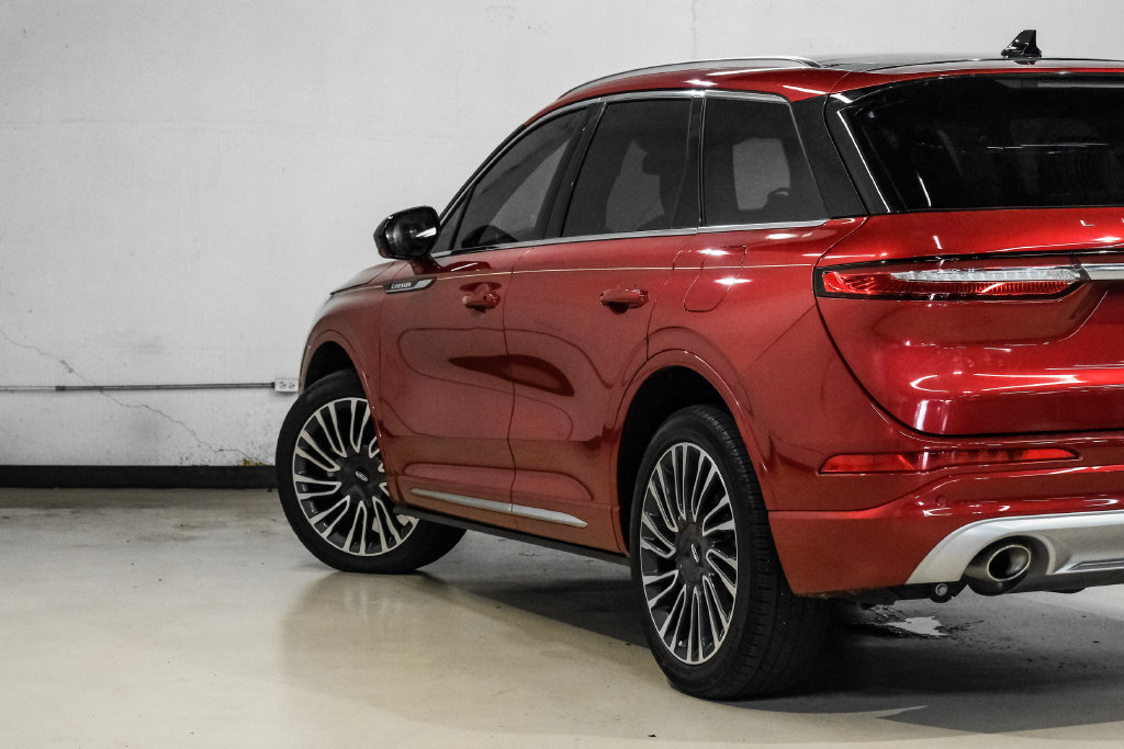 Used 2022 Lincoln Corsair AWD w/ Premium Package image 14
