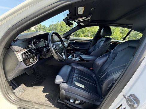 Used 2018 BMW 540i RWD image 9
