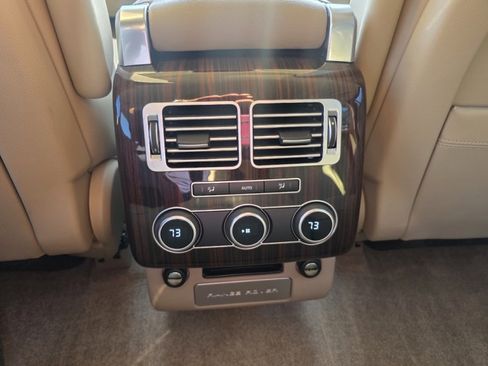Used 2017 Land Rover Range Rover image 20