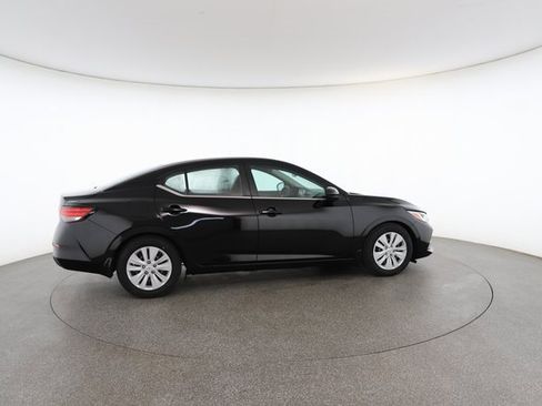 Used 2020 Nissan Sentra S image 21