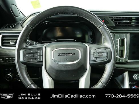 Used 2022 GMC Yukon Denali image 11