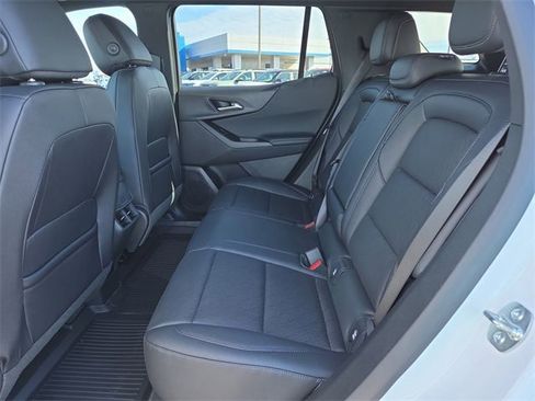 New 2026 Chevrolet Equinox LT w/ Convenience Package II image 13