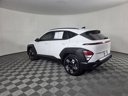 Used 2024 Hyundai Kona SEL FWD image 6