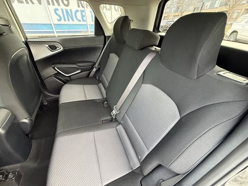 Used 2024 Kia Soul LX w/ Option Group 015 image 28