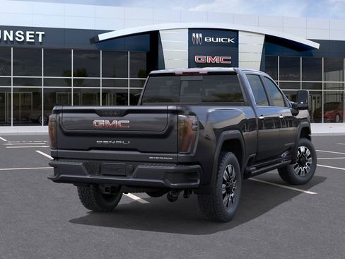 New 2025 GMC Sierra 3500 Denali w/ Denali Reserve Package image 4