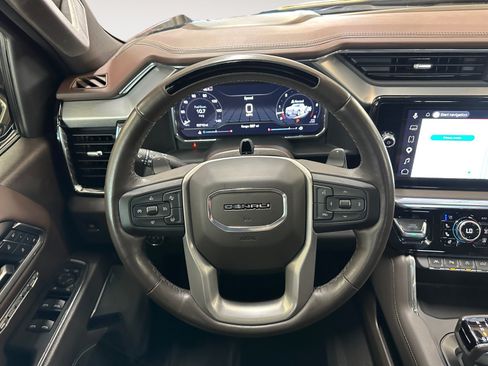 Used 2025 GMC Sierra 1500 Denali AWD/4WD image 13