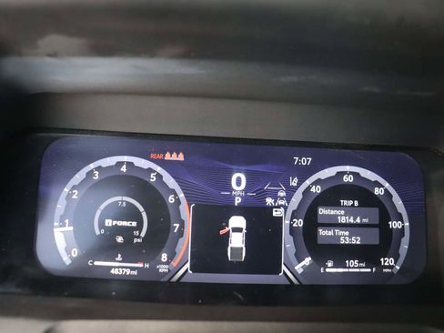 Used 2024 Toyota Tacoma TRD Sport w/ TRD Sport Upgrade Package RWD image 10