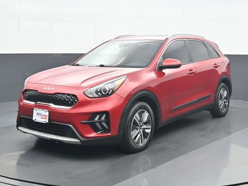 Used 2022 Kia Niro LXS FWD image 2