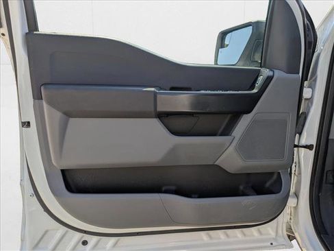 Used 2022 Ford F150 XL w/ Trailer Tow Package image 12