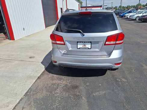 Used 2019 Dodge Journey SE w/ Premium Group AWD/4WD image 7