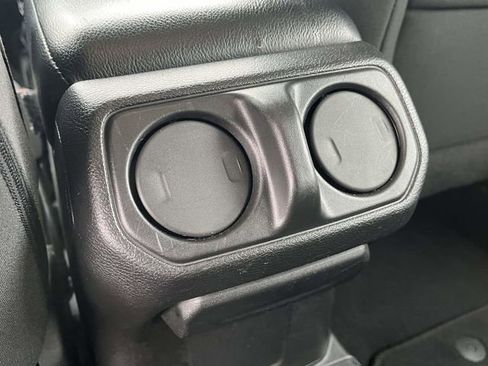 Used 2021 Jeep Wrangler Unlimited Sport image 19