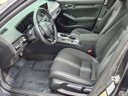 Certified 2025 Honda Civic Sport image 10