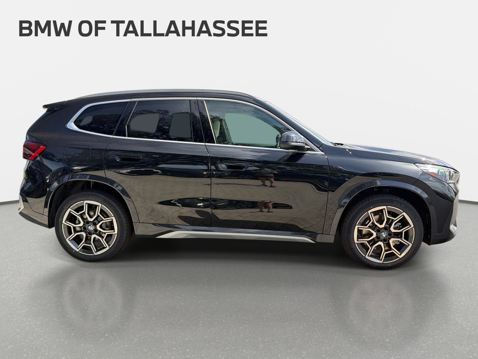 New 2026 BMW X1 xDrive28i w/ Convenience Package AWD/4WD image 4