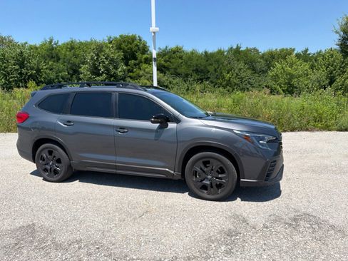 Certified 2023 Subaru Ascent Onyx Edition AWD/4WD image 10
