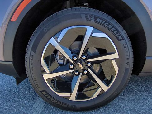 New 2026 Chevrolet Equinox EV LT AWD/4WD image 29