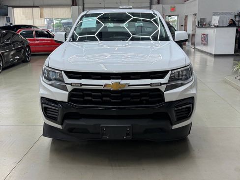 Used 2022 Chevrolet Colorado LT w/ Fleet Safety Package RWD image 6