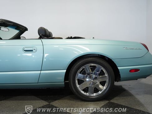 Used 2002 Ford Thunderbird image 34