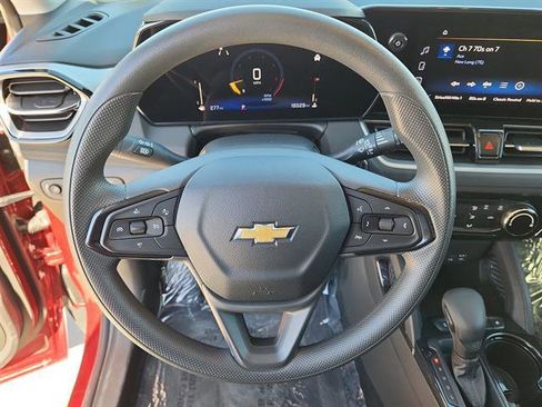 Used 2025 Chevrolet TrailBlazer LT image 17