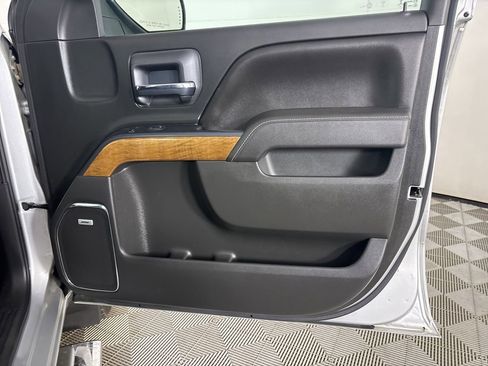 Used 2017 Chevrolet Silverado 1500 LTZ w/ Sport Package AWD/4WD image 27