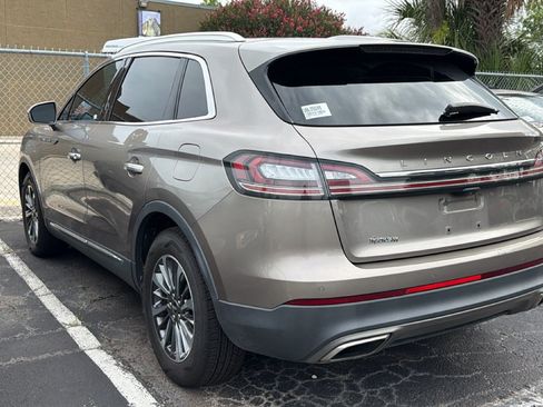 Used 2021 Lincoln Nautilus FWD w/ Equipment Group 101A image 14