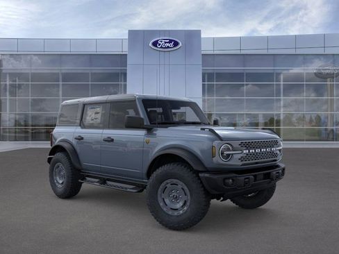 New 2025 Ford Bronco Badlands w/ Sasquatch Package image 39