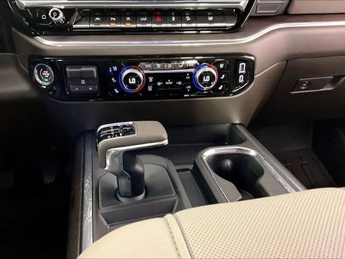 New 2026 GMC Sierra 1500 SLT w/ SLT Premium Plus Package image 6