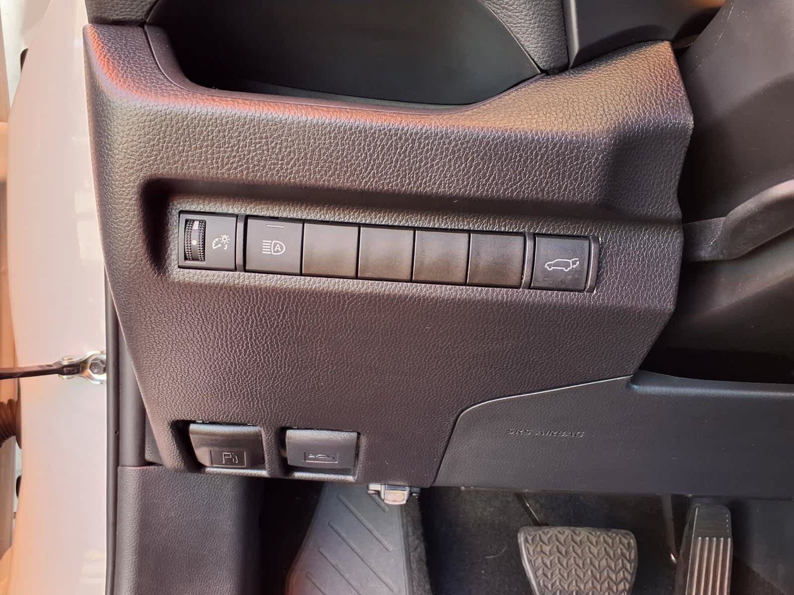 Certified 2025 Toyota RAV4 XLE w/ Convenience Package FWD image 19