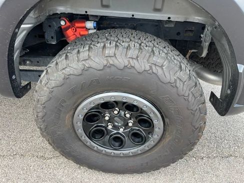 Certified 2025 Ford F150 Raptor AWD/4WD image 7