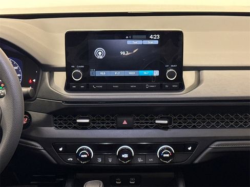 Certified 2025 Honda Accord SE image 15