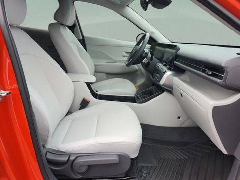 Certified 2024 Hyundai Kona SEL w/ Convenience Package FWD image 20