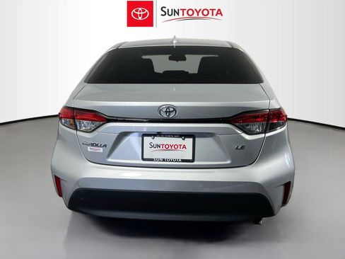 Used 2024 Toyota Corolla LE image 5