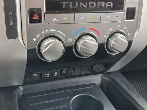 Used 2020 Toyota Tundra SR5 w/ SR5 Leather Package image 20