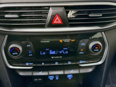 Used 2019 Hyundai Santa Fe Limited AWD/4WD image 17