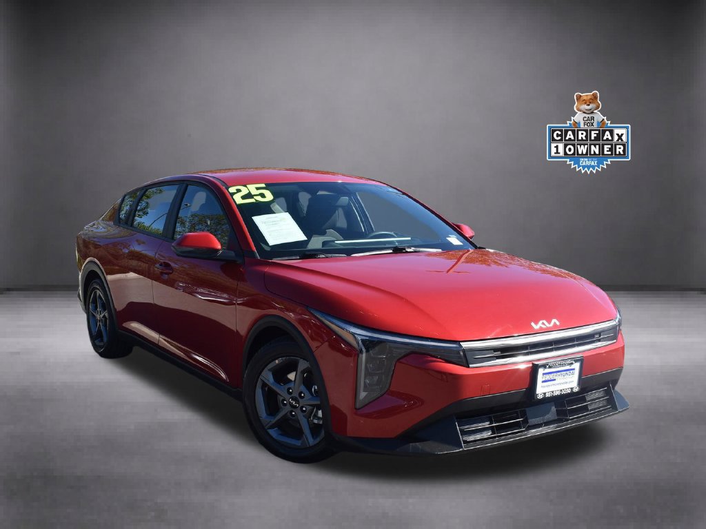 Used 2025 Kia K4 FWD image 2
