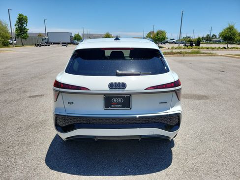 New 2026 Audi Q3 quattro 2.0T AWD/4WD image 5