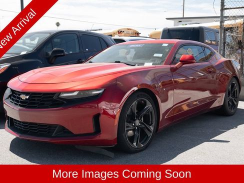Used 2021 Chevrolet Camaro LT RWD image 5