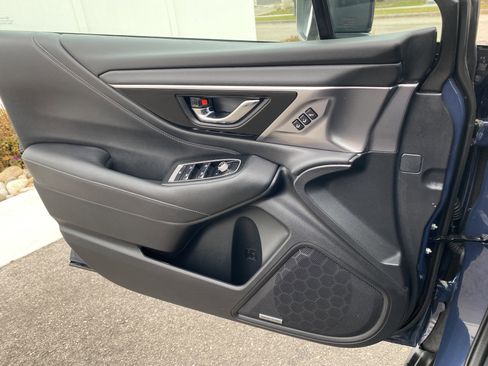 Used 2023 Subaru Outback Limited XT image 17