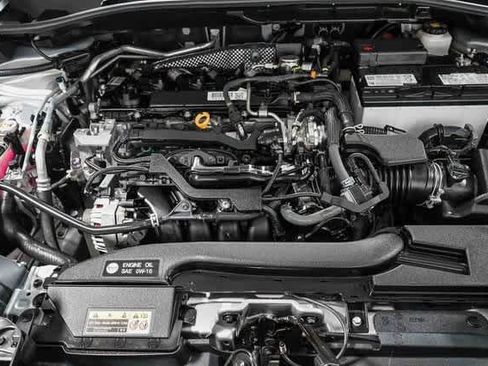 Certified 2023 Toyota Corolla Cross LE image 29