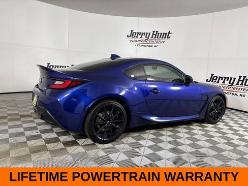 Used 2023 Toyota GR86 Premium RWD image 5