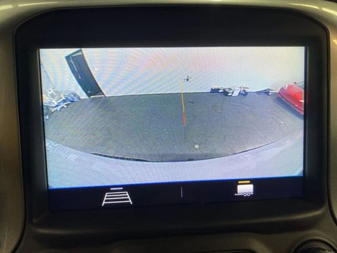 Used 2021 Chevrolet Silverado 1500 LT image 18