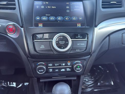 Certified 2020 Acura ILX w/Premium Pkg image 25