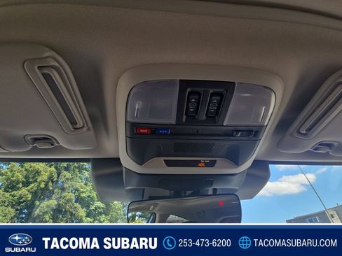 New 2026 Subaru Crosstrek 2.5i Limited w/ Crosstrek Mirror Package AWD/4WD image 22