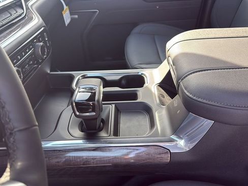 New 2026 Chevrolet Silverado 1500 LTZ w/ Technology Package AWD/4WD image 11