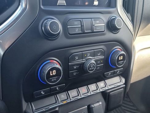 Used 2020 Chevrolet Silverado 1500 RST w/ All-Star Edition image 27