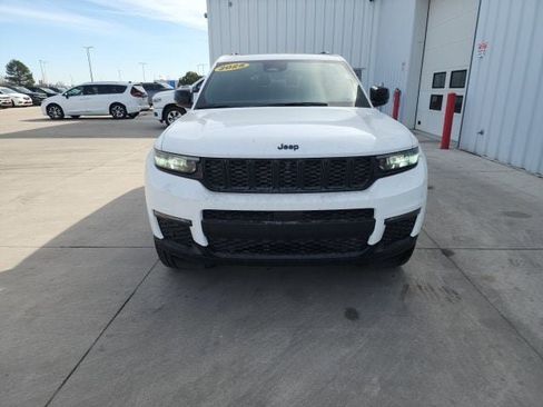 New 2025 Jeep Grand Cherokee L Limited w/ Luxury Tech Group II image 7