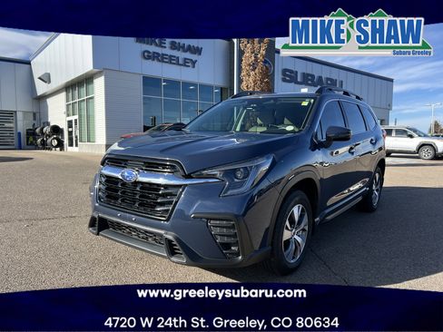Used 2023 Subaru Ascent Premium w/ Convenience Package image 1