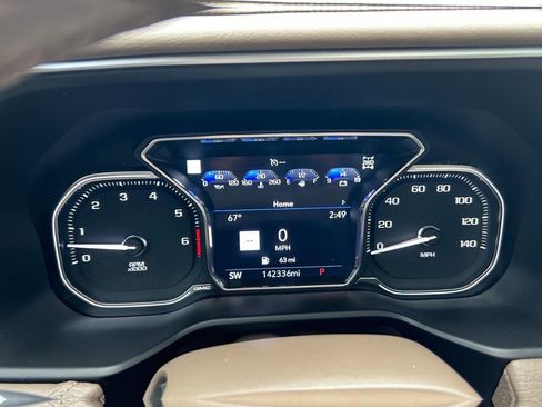 Used 2021 GMC Yukon Denali image 16