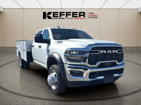 New 2026 RAM 5500 Tradesman w/ Chrome Appearance Group AWD/4WD image 8