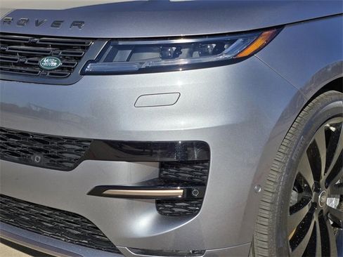 New 2025 Land Rover Range Rover Sport Dynamic SE image 5