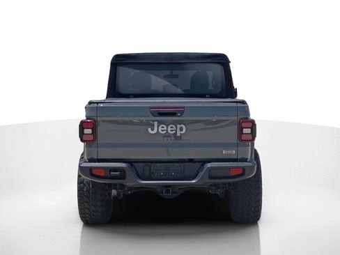 Used 2020 Jeep Gladiator Overland AWD/4WD image 8